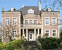 Manor with self-contained apartment in Düsseldorf - Kaiserswerth